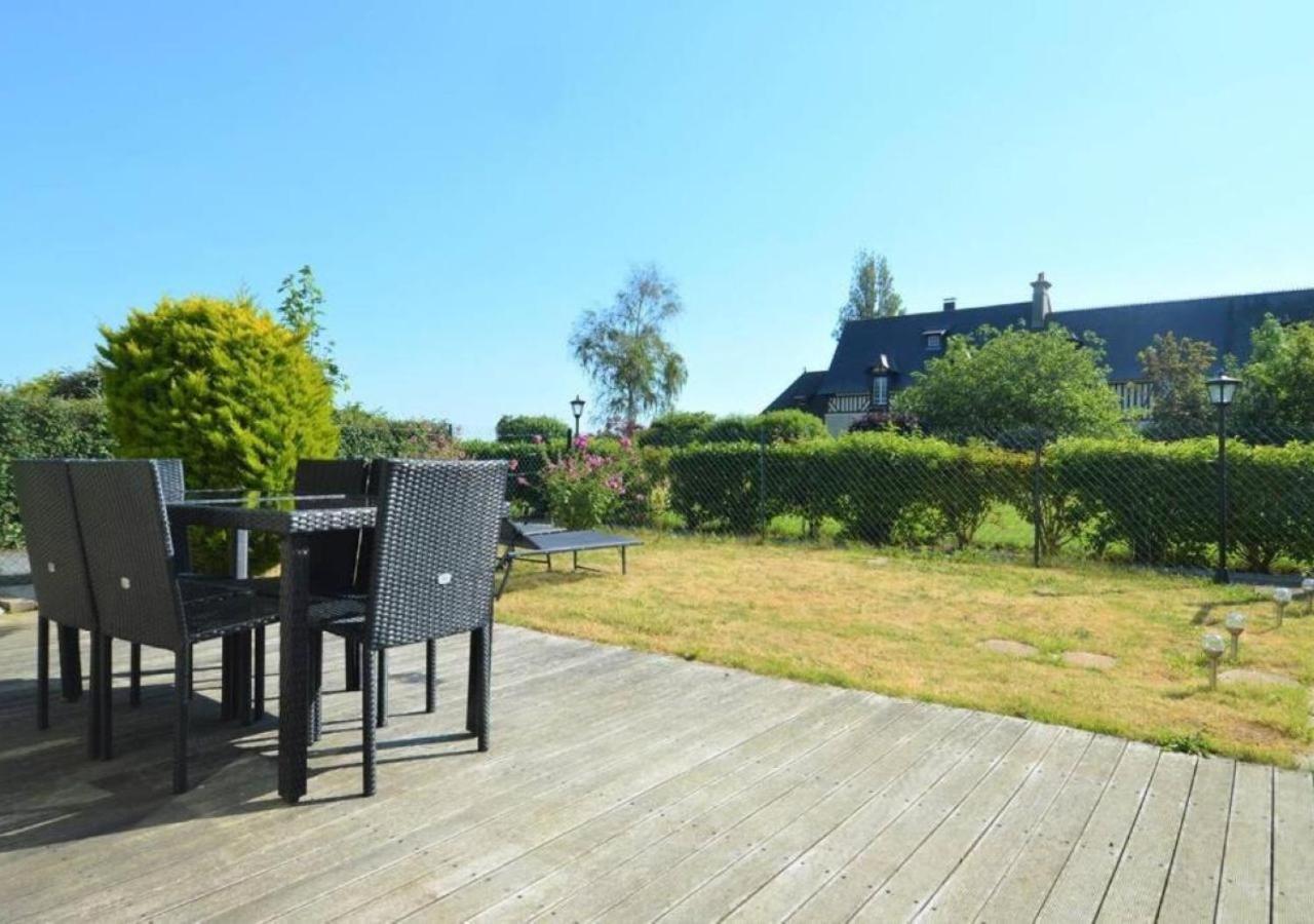 Appartement Lumineux Et Cosy Avec Jardin Vue Sur Chateau Pres Port En Bessin, Bayeux Et Omaha Beach Commes Екстер'єр фото
