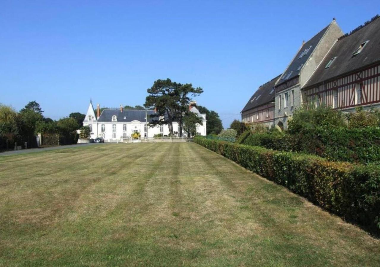 Appartement Lumineux Et Cosy Avec Jardin Vue Sur Chateau Pres Port En Bessin, Bayeux Et Omaha Beach Commes Екстер'єр фото