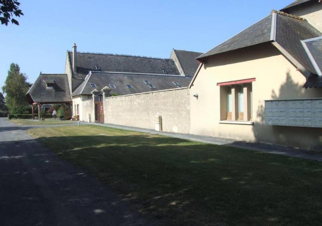 Appartement Lumineux Et Cosy Avec Jardin Vue Sur Chateau Pres Port En Bessin, Bayeux Et Omaha Beach Commes Екстер'єр фото