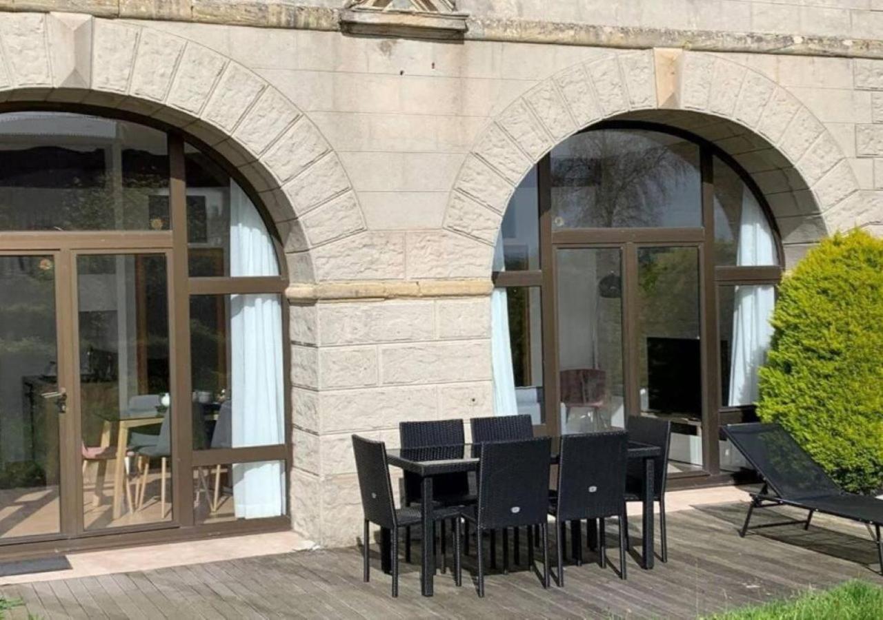 Appartement Lumineux Et Cosy Avec Jardin Vue Sur Chateau Pres Port En Bessin, Bayeux Et Omaha Beach Commes Екстер'єр фото